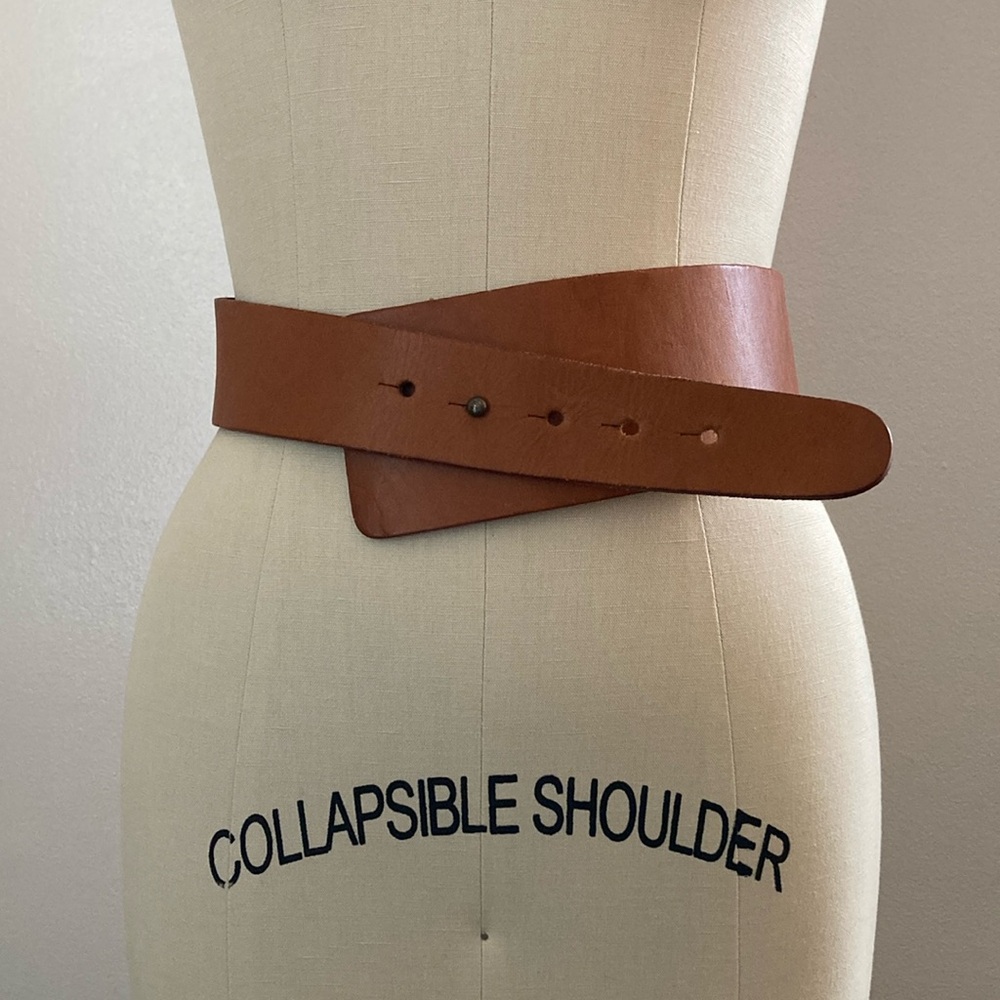 Vintage Banana Republic Wide Leather Belt Sz 26